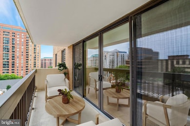 Tower Villas unit 509, Arlington, VA 22203 - photo 3