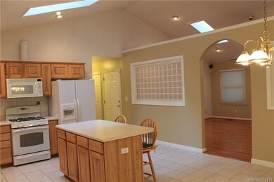 752 Salisbury Rd, Hendersonville, NC 28792 - photo 6