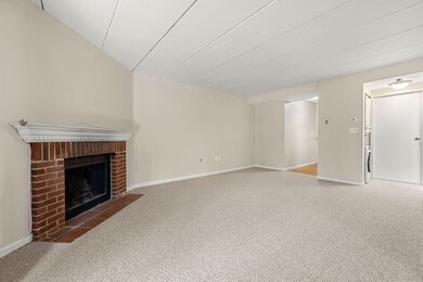 11 Barton Square unit 103, Salem, MA 01970 - photo 3
