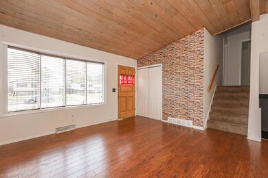 4420 Palm Ave, Lorain, OH 44055 - photo 4