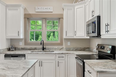 1104 Little River View Dr, Seneca, SC 29672 - photo 5