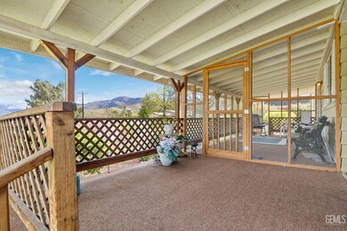 239 Lake Dr, Bodfish, CA 93205 - photo 4