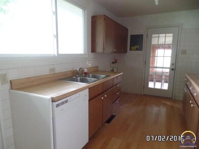 3996 SW 23rd St, Topeka, KS 66614 - photo 7