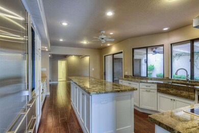 007_Kitchen Island
