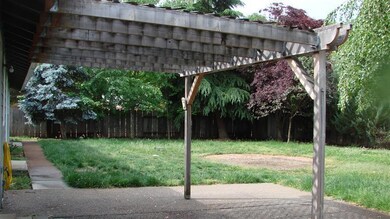 1754 Darrell Cir, Grants Pass, OR 97527 - photo 7