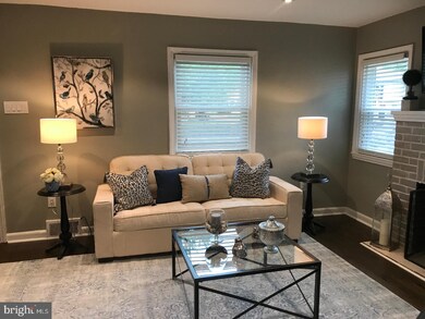 239 Fernwood Ave, Folsom, PA 19033 - photo 4