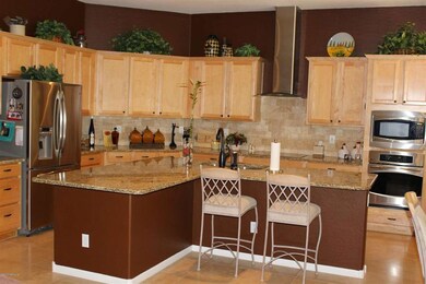 Immaculate kitchen
