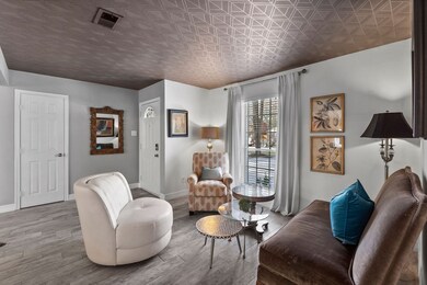 8 N White Pebble Ct, Spring, TX 77380 - photo 4