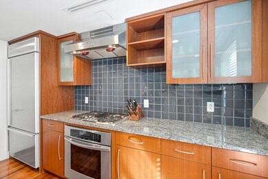 3 Battery Wharf unit 3302, Boston, MA 02109 - photo 7
