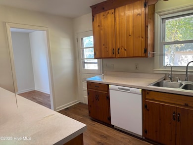 121 Laurel Dr, Wilmington, NC 28401 - photo 5