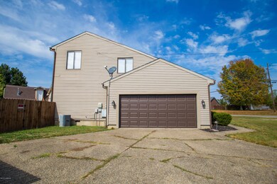 8200 Pennsylvania Run Rd, Louisville, KY 40228 - photo 3