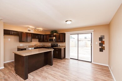 2118 W 2nd St AZ-16