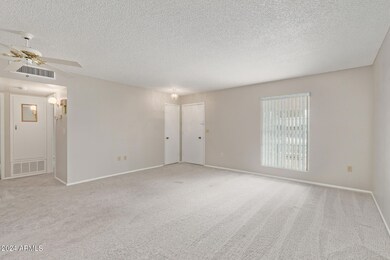 10140 W Ironwood Dr, Sun City, AZ 85351 - photo 4