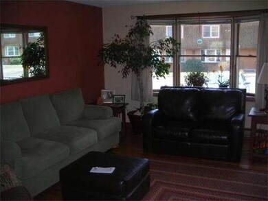 51 Hatfield St, Northampton, MA 01060 - photo 3