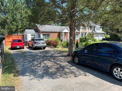 9444 Dubarry Ave, Lanham, MD 20706 - photo 2