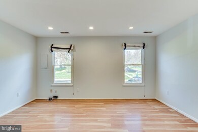 1706 Wilcox Ln, Silver Spring, MD 20906 - photo 4