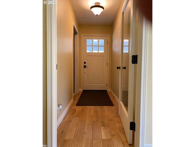 Entrance/Foyer