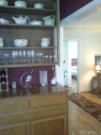 Built-in hutch