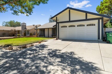 44019 Glenraven Rd, Lancaster, CA 93535 - photo 3
