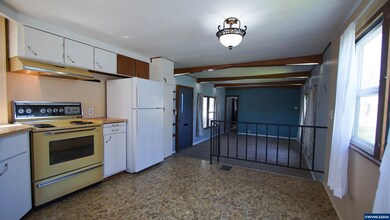 2010 SW 3rd St, Corvallis, OR 97333 - photo 7