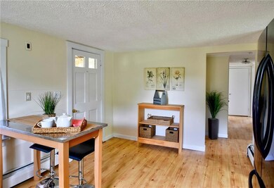 Kitchen to the Hall