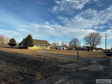 29 S 500 W, Blackfoot, ID 83221 - photo 3