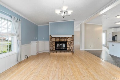 Dining Room or Den