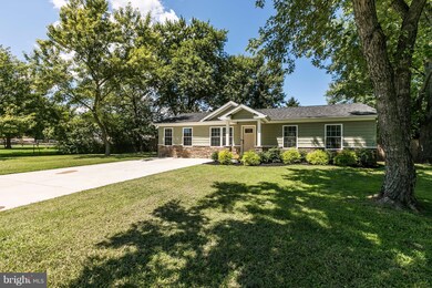 8153 Elizabeth Rd, Pasadena, MD 21122 - photo 3