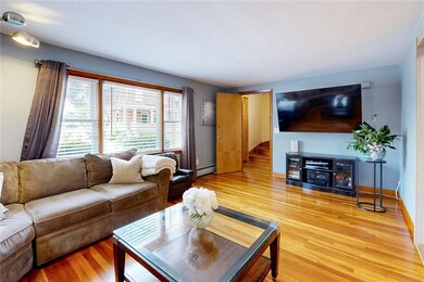 141 4th St, Providence, RI 02906 - photo 3
