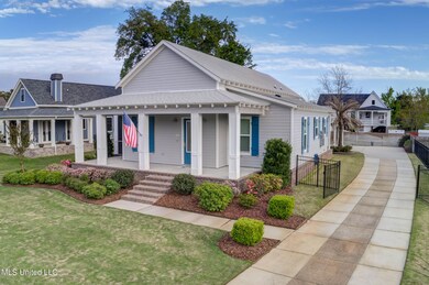 205 E 4th St (1)