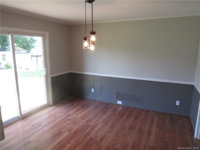 2909 Findley Rd, Statesville, NC 28625 - photo 6