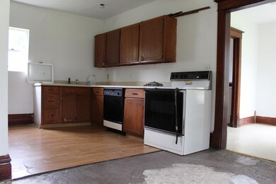 408 N Harrison St, Laurens, IA 50554 - photo 4