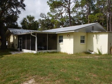 212 2nd St W, Steinhatchee, FL 32359 - photo 4