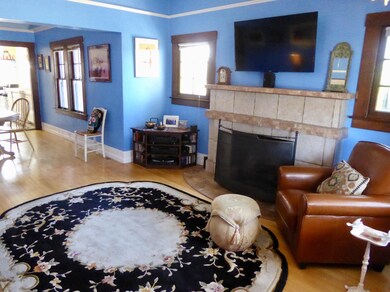 Living Rm Fireplace