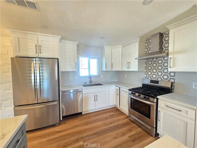 8501 Catalpa Ave, California City, CA 93505 - photo 5