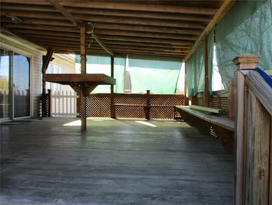 another view of back deck