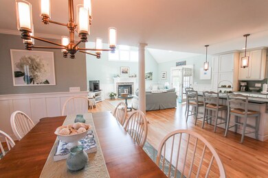 207 Pheasant Hill Cir, Mashpee, MA 02635 - photo 4