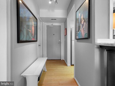 301 Burnside St unit C201, Annapolis, MD 21403 - photo 6