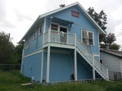 332 Moody St, Houston, TX 77009 - photo 6