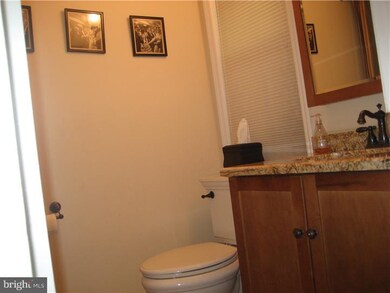 1904 Redwood Ct, Monmouth Junction, NJ 08852 - photo 5