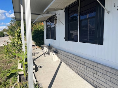 125 Danny Dr, Valrico, FL 33594 - photo 3