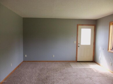 05 living room
