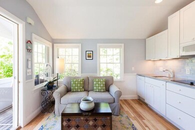 19 Brewster St unit F, Provincetown, MA 02657 - photo 4