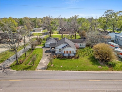 201 W Russell Ave, Welsh, LA 70591 - photo 3