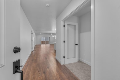 1062 NW Walnut Ave, Redmond, OR 97756 - photo 2