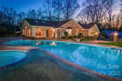 619 Saint Cloud Dr, Statesville, NC 28625 - photo 2