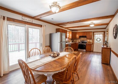 REAL WOOD TRIM AND BEAMS THROUGHOUT THE HOUSE