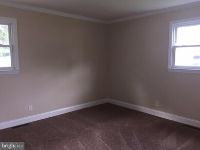 124 Hollyoke Rd, Somerdale, NJ 08083 - photo 5