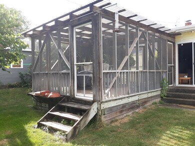 1322 W Linn St, Marshalltown, IA 50158 - photo 3