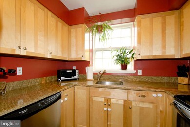 3848 Porter St NW unit 376, Washington, DC 20016 - photo 5
